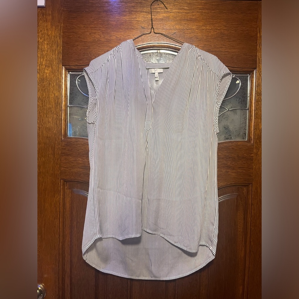 Cute, causal top